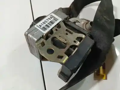 Автозапчасти б/у правый передний ремень безопасности за volkswagen golf iv (1j1) 1.9 sdi ссылки oem iam 33009582b  3300 9582 b