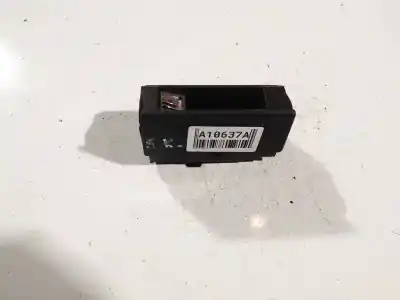 Автозапчастина б/у попільничка для audi a6 c6 (4f2) 2.4 посилання на oem iam 