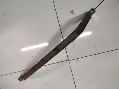 Peça sobressalente para automóvel em segunda mão plásticos por toyota avensis (_t25_) 2.2 d-cat (adt251_) referências oem iam 