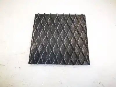 Peça sobressalente para automóvel em segunda mão plásticos por bmw 6-series e63 / e64 2003.01 - 2010.12 630 i 2004-2016 190kw 258hp referências oem iam 51117008823