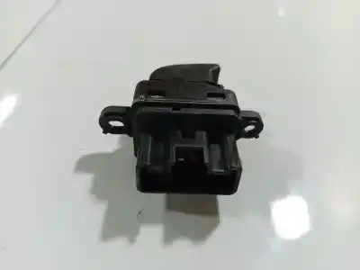 Peça sobressalente para automóvel em segunda mão botão / interruptor elevador vidro dianteiro esquerdo por mazda 2 (dy) 1.4 referências oem iam d39766370  d397 66 370, 03 0360 00, 03036000