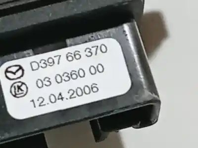 Peça sobressalente para automóvel em segunda mão botão / interruptor elevador vidro dianteiro esquerdo por mazda 2 (dy) 1.4 referências oem iam d39766370  d397 66 370, 03 0360 00, 03036000