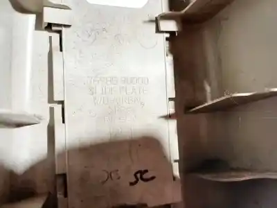 Автозапчастина б/у пластикler для nissan note (e11, ne11) 1.4 посилання на oem iam 769859u000  