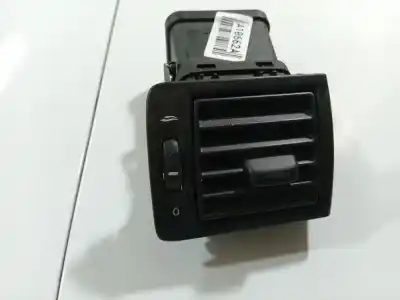 Second-hand car spare part air ventilation grille for volvo v50 (545) 1.6 d oem iam references 30715099