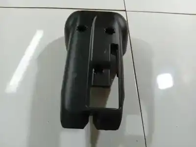 Pezzo di ricambio per auto di seconda mano plastica per volvo v50 (545) 1.6 d riferimenti oem iam 30680133  30680133