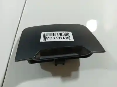 Second-hand car spare part ashtray for volvo v50 (545) 1.6 d oem iam references 8686033