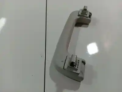 Pezzo di ricambio per auto di seconda mano maniglia a soffitto per skoda superb ii (3t4) 1.9 tdi riferimenti oem iam 8k0857607  8k0 857 607