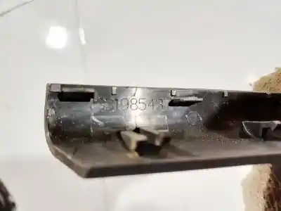 Pièce détachée automobile d'occasion plastiques pour opel astra h (a04) 1.7 cdti (l48) références oem iam 331985437  