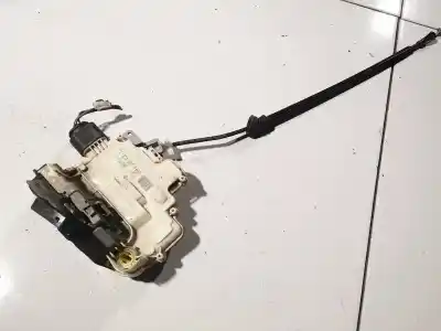 Second-hand car spare part left front door lock for skoda superb ii (3t4) 1.9 tdi oem iam references 3c1837015a