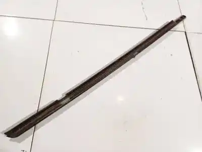 Pezzo di ricambio per auto di seconda mano plastiche per opel astra h (a04) 1.7 cdti (l48) riferimenti oem iam   