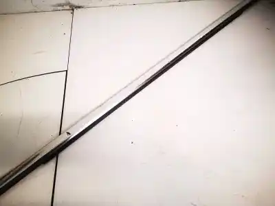 Peça sobressalente para automóvel em segunda mão plásticos por opel astra j (p10) 1.7 cdti (68) referências oem iam 13260071