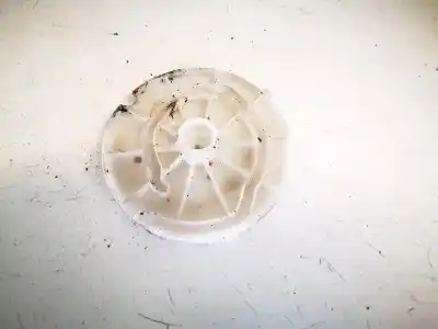 Peça sobressalente para automóvel em segunda mão plásticos por opel astra j (p10) 1.7 cdti (68) referências oem iam t9756003