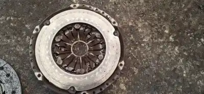 Peça sobressalente para automóvel em segunda mão kit de embreagem por opel astra j (p10) 1.7 cdti (68) referências oem iam 55576088