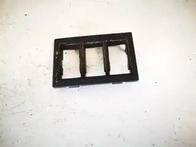 Peça sobressalente para automóvel em segunda mão plásticos por toyota corolla verso (_e12_) 2.0 d-4d (cde120_) referências oem iam 5544913010