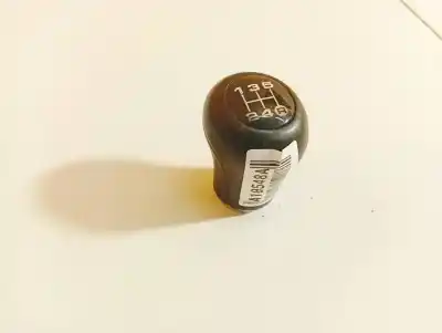 Pezzo di ricambio per auto di seconda mano pomello della leva del cambio per audi a6 c4 (4a2) 1.9 tdi riferimenti oem iam 