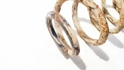 Second-hand car spare part shock absorber spring for ford taurus (p5_) 3.0 24v oem iam references   