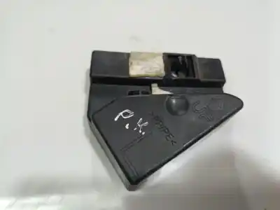 Peça sobressalente para automóvel em segunda mão plásticos por toyota avensis (_t25_) 2.2 d-cat (adt251_) referências oem iam 6773205010