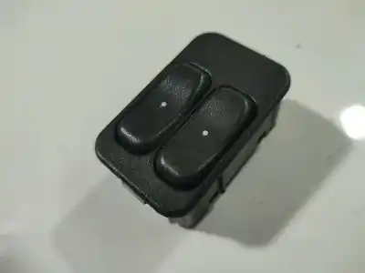 Peça sobressalente para automóvel em segunda mão botão / interruptor elevador vidro dianteiro esquerdo por opel combo 1.7 16v cdti referências oem iam 13363202  133 632 02, 24 409 205, 24409205