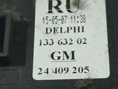 Peça sobressalente para automóvel em segunda mão botão / interruptor elevador vidro dianteiro esquerdo por opel combo 1.7 16v cdti referências oem iam 13363202  133 632 02, 24 409 205, 24409205
