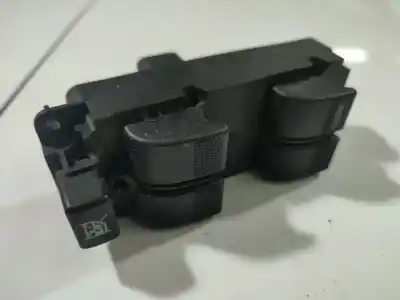 Peça sobressalente para automóvel em segunda mão botão / interruptor elevador vidro dianteiro esquerdo por mazda 2 (dy) 1.4 referências oem iam 05074535