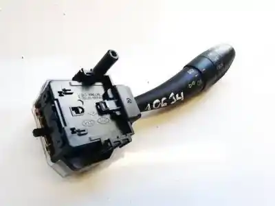 Peça sobressalente para automóvel em segunda mão comutador de piscas  por kia cee'd fastback (ed) 1.6 crdi 115 referências oem iam 3673ma
