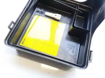 Second-hand car spare part fuse box unit for kia cee'd fastback (ed) 1.6 crdi 115 oem iam references   