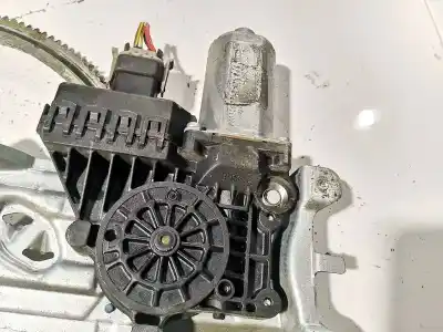 Pièce détachée automobile d'occasion moteur lève vitre avant droit pour opel astra h (a04) 1.7 cdti (l48) références oem iam 994887100