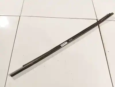 Pezzo di ricambio per auto di seconda mano plastiche per opel astra h (a04) 1.9 cdti (l48) riferimenti oem iam 