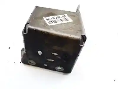 Second-hand car spare part engine support for citroen c5 iii (rd_) 2.0 hdi (rdrhda) oem iam references   