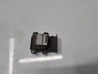 Peça sobressalente para automóvel em segunda mão botão / interruptor elevador vidro dianteiro esquerdo por honda fr-v (be) 1.8 vtec cat referências oem iam m20739