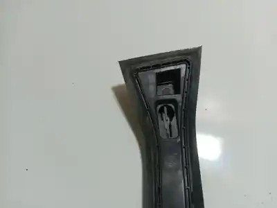Pezzo di ricambio per auto di seconda mano plastiche per opel astra h (a04) 1.7 cdti (l48) riferimenti oem iam gm013123711  gm013123711