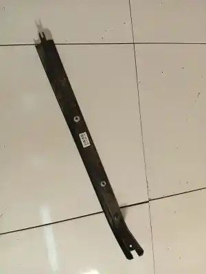 Peça sobressalente para automóvel em segunda mão plásticos por opel combo 1.7 16v cdti referências oem iam 077wc1807