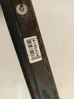 Pezzo di ricambio per auto di seconda mano plastica per opel combo 1.7 16v cdti riferimenti oem iam 077wc1807  077wc18 07