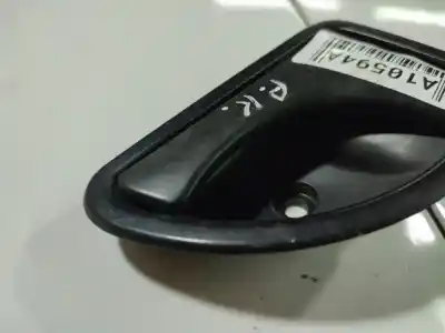 Автозапчастина б/у ліва передня внутрішня ручка для renault kangoo (kc0/1_) 1.2 16v (kc05, kc06, kc03, kc0t, kc0w, kc1d) посилання на oem iam 8200247802  8200247802