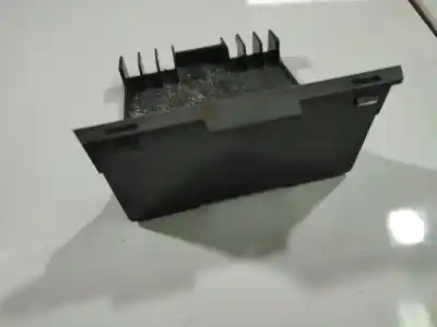 Pezzo di ricambio per auto di seconda mano plastica per volvo s60 i (384) d5 riferimenti oem iam 8650698  8650698