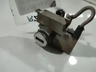 Pezzo di ricambio per auto di seconda mano cilindro porta anteriore sinistra per audi a6 c4 (4a2) 1.9 tdi riferimenti oem iam   