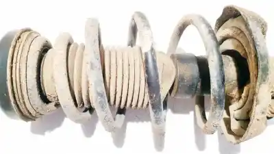 Second-hand car spare part shock absorber spring for bmw 3 (e30) m3 2.3 oem iam references   
