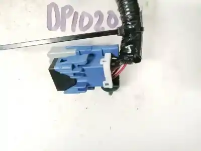 Second-hand car spare part fuse box unit for opel corsa a fastback (s83) 1.2 i (f08, m08, f68, m68) oem iam references 81133snb6e010m1   Second-hand car spare part fuse box unit for opel corsa a fastback (s83) 1.2 i (f08, m08, f68, m68) oem iam references 81133snb6e010m1