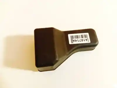 Peça sobressalente para automóvel em segunda mão caixa de fusíveis e relés por toyota avensis (_t25_) 2.2 d-cat (adt251_) referências oem iam 