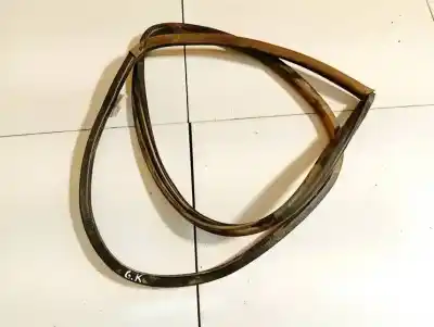 Peça sobressalente para automóvel em segunda mão junta vedante da porta por audi a6 avant (c4) 2.5 tdi referências oem iam   