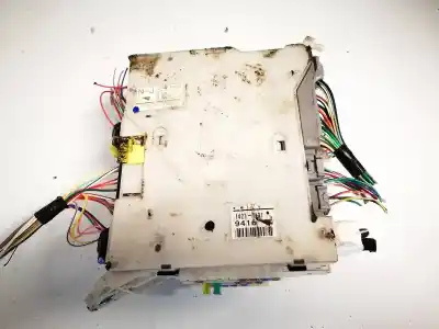 Pezzo di ricambio per auto di seconda mano scatola relè/fusibili per lexus is, ii 2005.10 - 2013.03 2.2d 130kw 2005.10 - 2013.03 riferimenti oem iam 8273053022  82730-53022