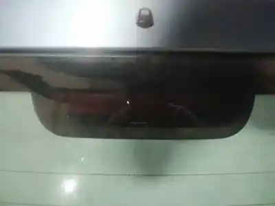 Peça sobressalente para automóvel em segunda mão farolim de travão central por mazda 2 (dy) 1.4 referências oem iam   