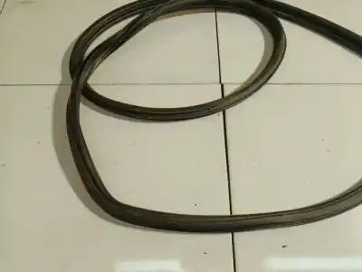 Pièce détachée automobile d'occasion joint de porte de voiture pour opel zafira / zafira family b (a05) 1.9 cdti (m75) références oem iam   
