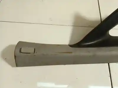 Pezzo di ricambio per auto di seconda mano plastiche per opel zafira / zafira family b (a05) 1.9 cdti (m75) riferimenti oem iam 360583280  360583280