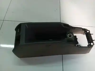 Piesă de schimb auto la mâna a doua plastice pentru opel zafira / zafira family b (a05) 1.9 cdti (m75) referințe oem iam 13144422