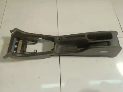 Peça sobressalente para automóvel em segunda mão plásticos por peugeot 406 (8b) 1.9 td referências oem iam 9628373377