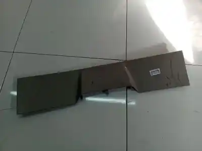 Piesă de schimb auto la mâna a doua plastice pentru opel zafira / zafira family b (a05) 1.9 cdti (m75) referințe oem iam 32225228