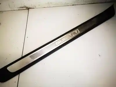 Peça sobressalente para automóvel em segunda mão plásticos por subaru outback (bl, bp) 3.0 awd (bpe) referências oem iam 94060ag080