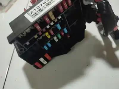 Pezzo di ricambio per auto di seconda mano scatola relè/fusibili per renault megane iii fastback (bz0/1_, b3_) 1.6 16v (bz1b, bz1h) riferimenti oem iam    Pezzo di ricambio per auto di seconda mano scatola relè/fusibili per renault megane iii fastback (bz0/1_, b3_) 1.6 16v (bz1b, bz1h) riferimenti oem iam