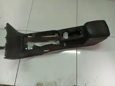 Second-hand car spare part center armrest for volvo v50 (545) 1.6 d oem iam references 33375m